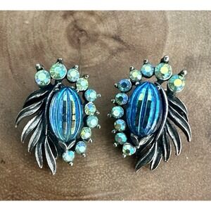 Vintage 1950's FLORENZA Blue Iridescent Melon Glass Clip Earrings Beautiful